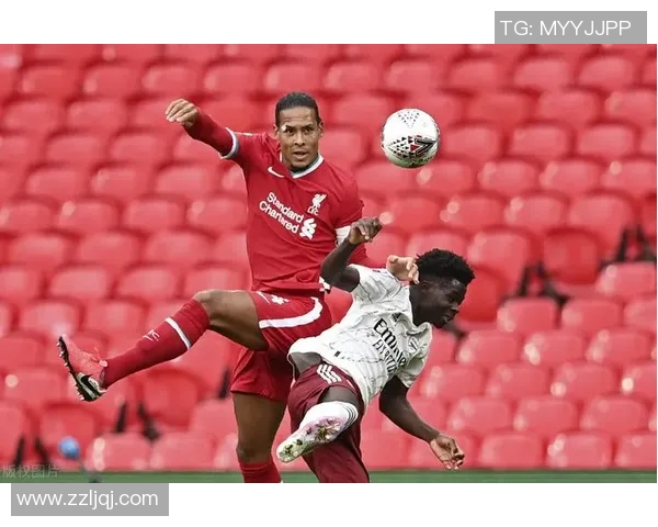 香港与泰国友谊赛激战正酣球迷期待精彩对决与激情时刻